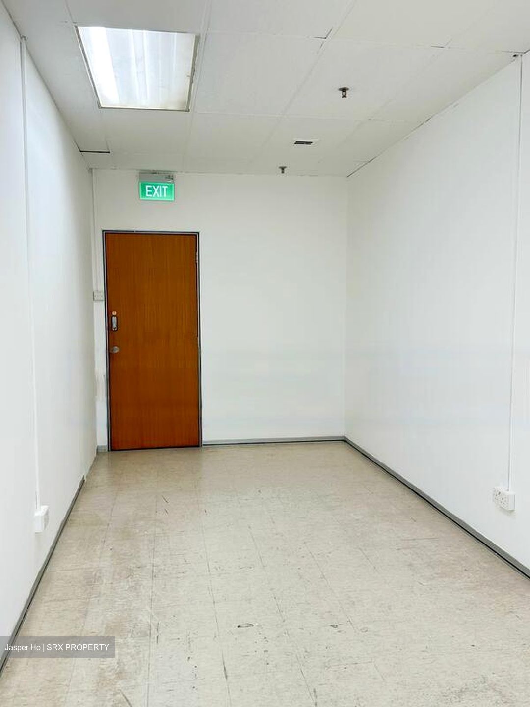 Golden Wall Flatted Factory (D12), Factory #583291161